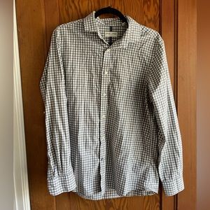 Grey & white checkered men’s button up